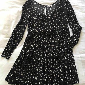 Sunday Best Babydoll Dress Size 2 in Black with White Flowers